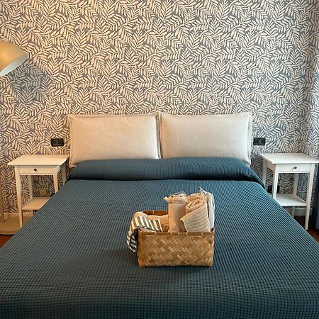 Amelie Apartment 데센자노델가르다 외부 사진